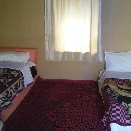 Auberge Camping La Khaima 메르주가 객실 사진