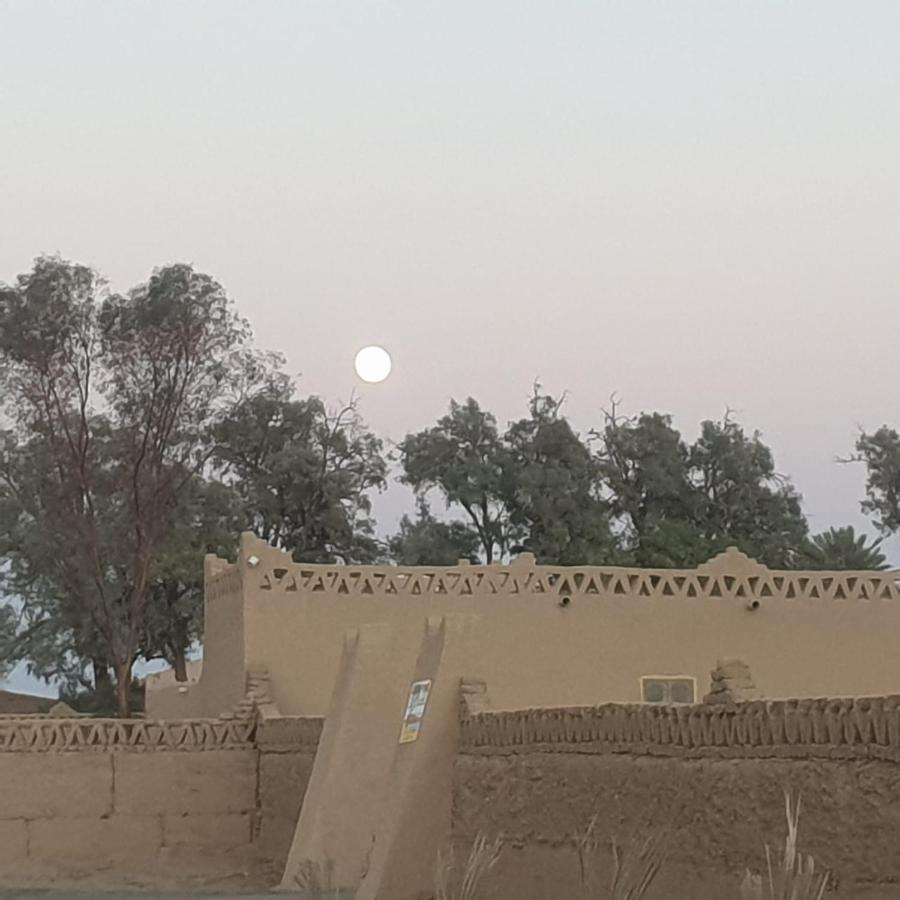Auberge Camping La Khaima 메르주가 외부 사진