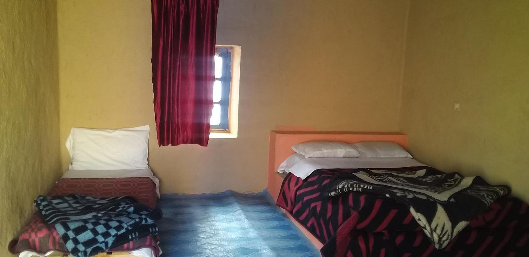 Auberge Camping La Khaima 메르주가 객실 사진