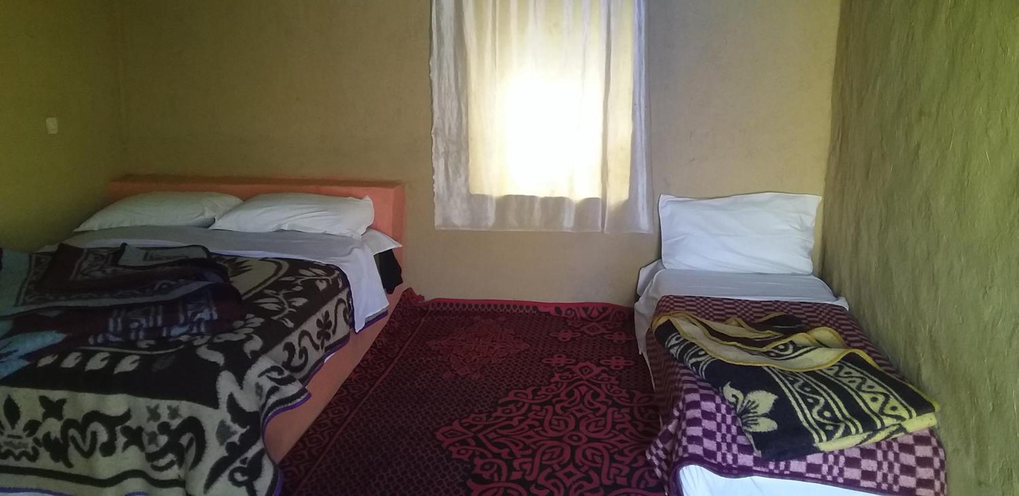 Auberge Camping La Khaima 메르주가 객실 사진